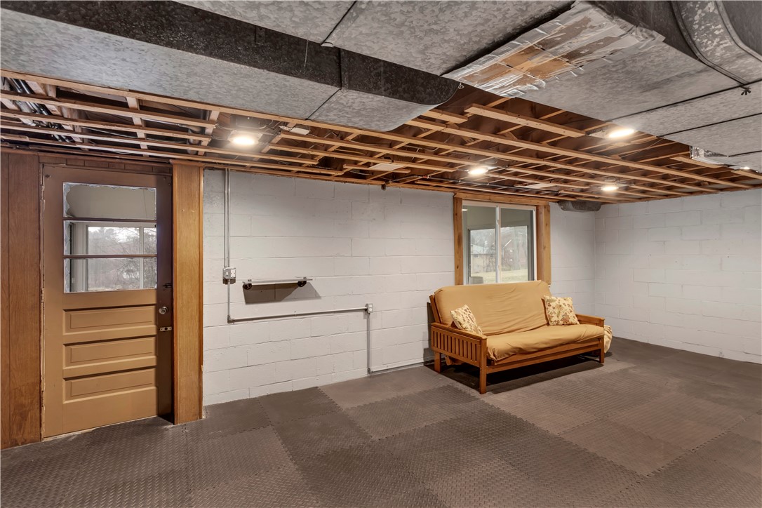 105 Lanford Dr