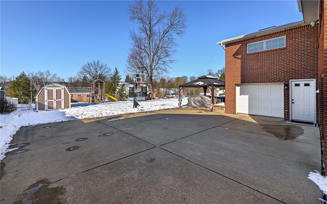 2717 Wooster Drive