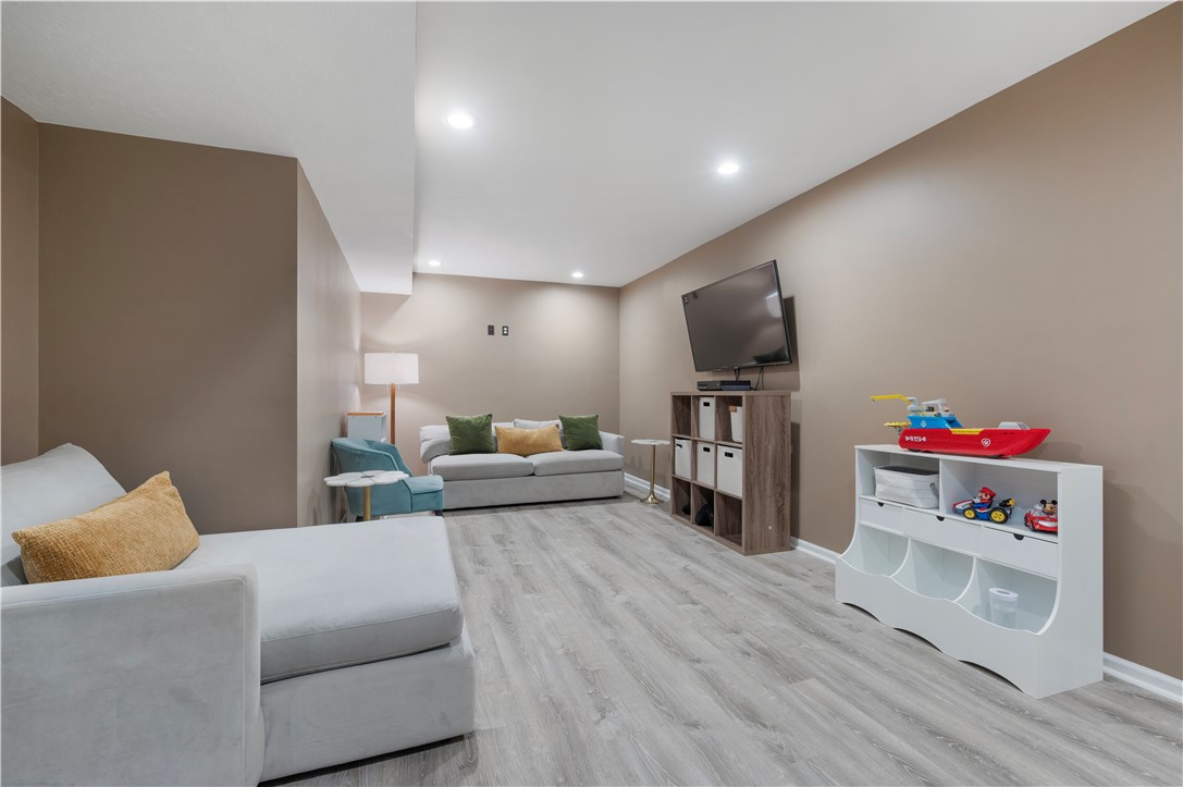 7013 Oak Park Dr