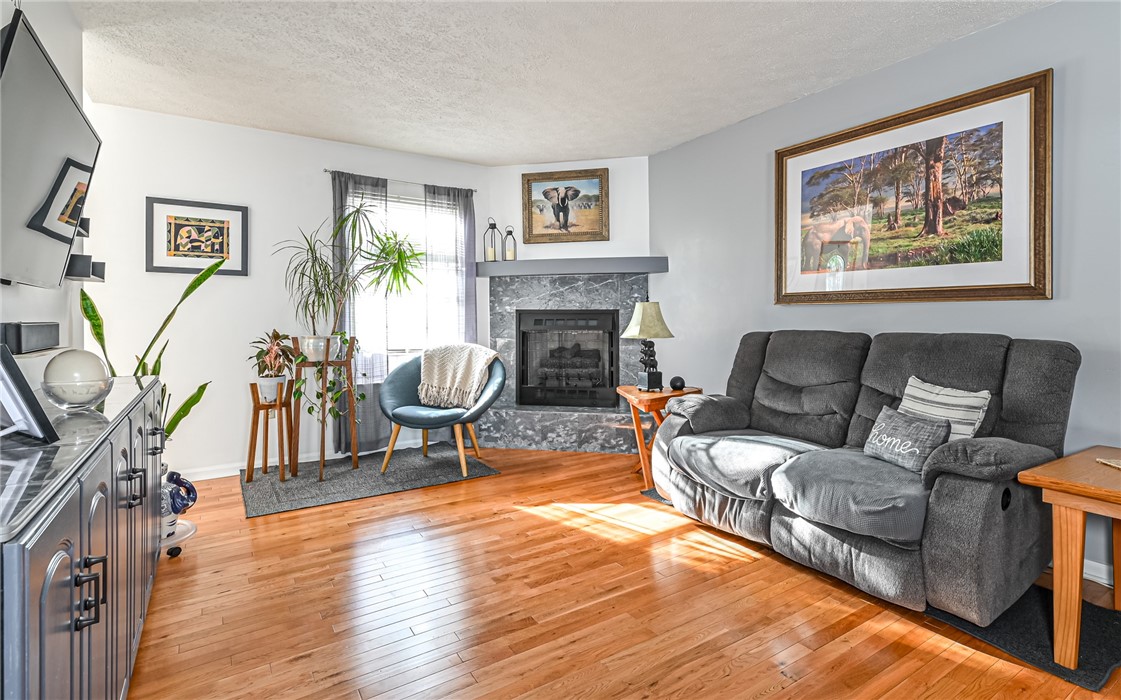 116 Coventry Ct