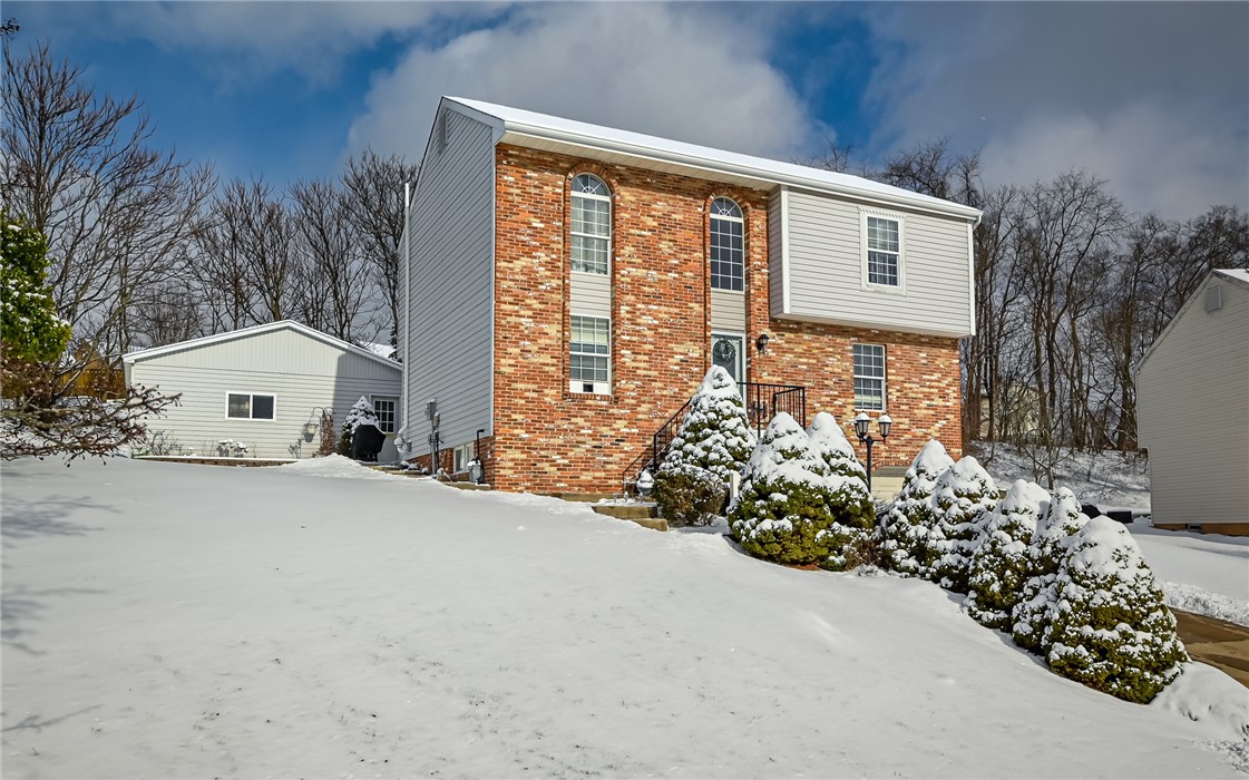 116 Coventry Ct