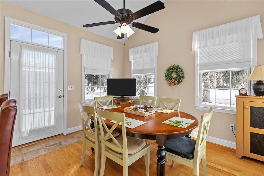 2201 Ambassador Ln