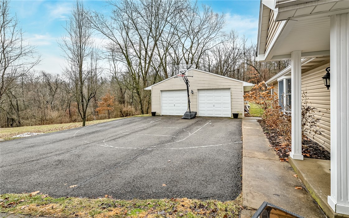 5236 Middle Rd