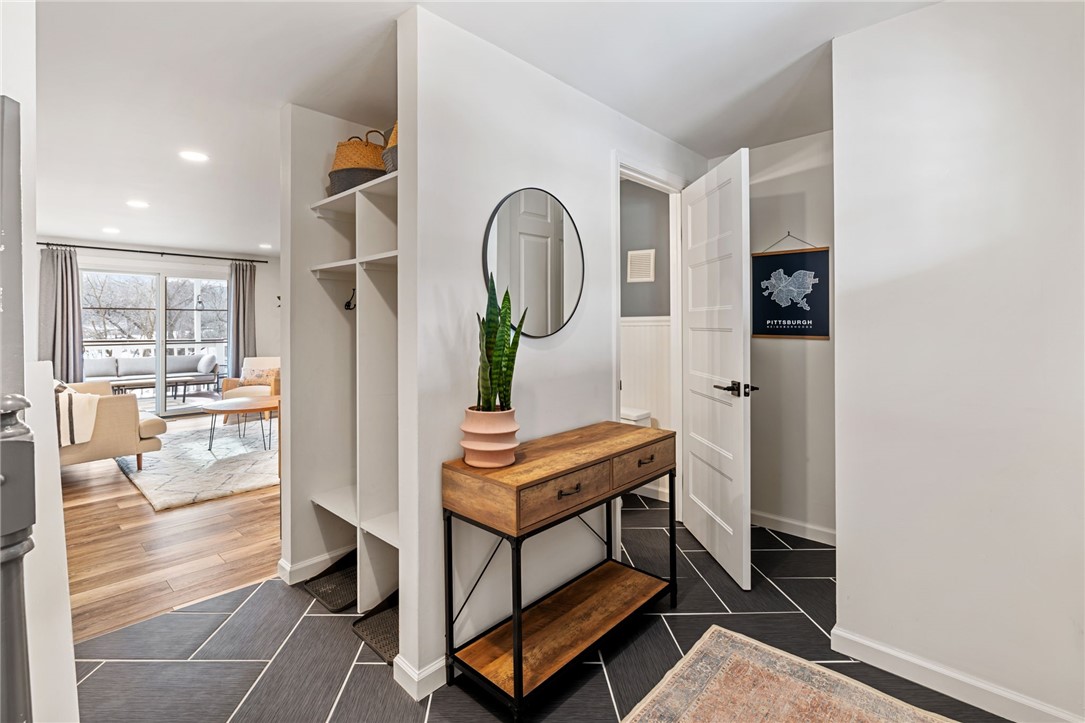 250 Kettering Cir