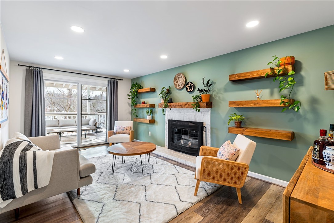 250 Kettering Cir