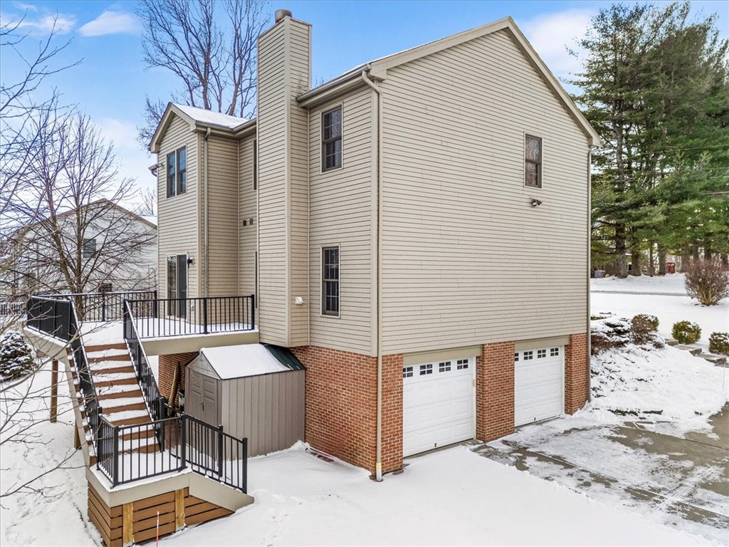 194 Warren Rd