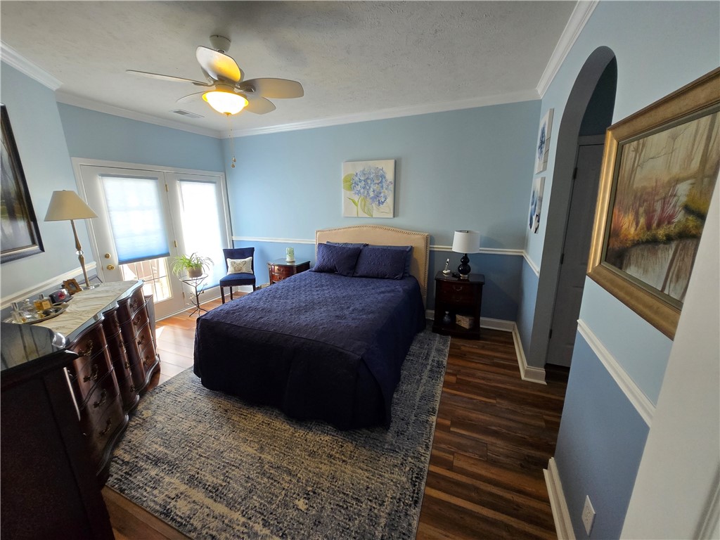 229 Adams Pointe Blvd 10