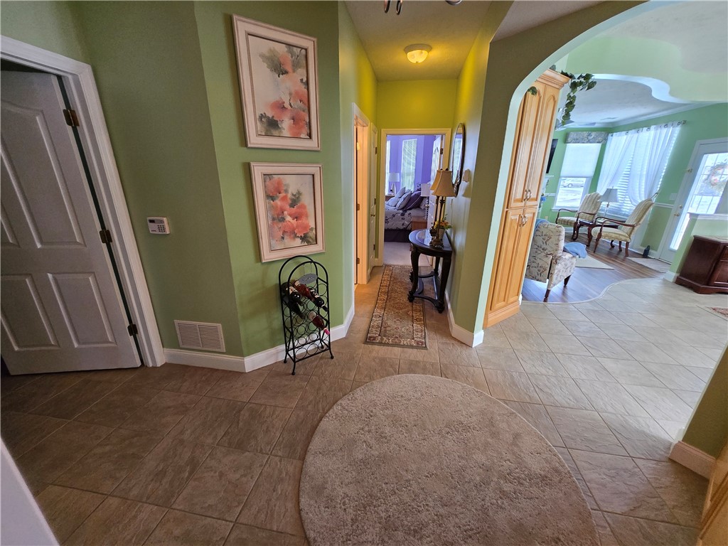 229 Adams Pointe Blvd 10