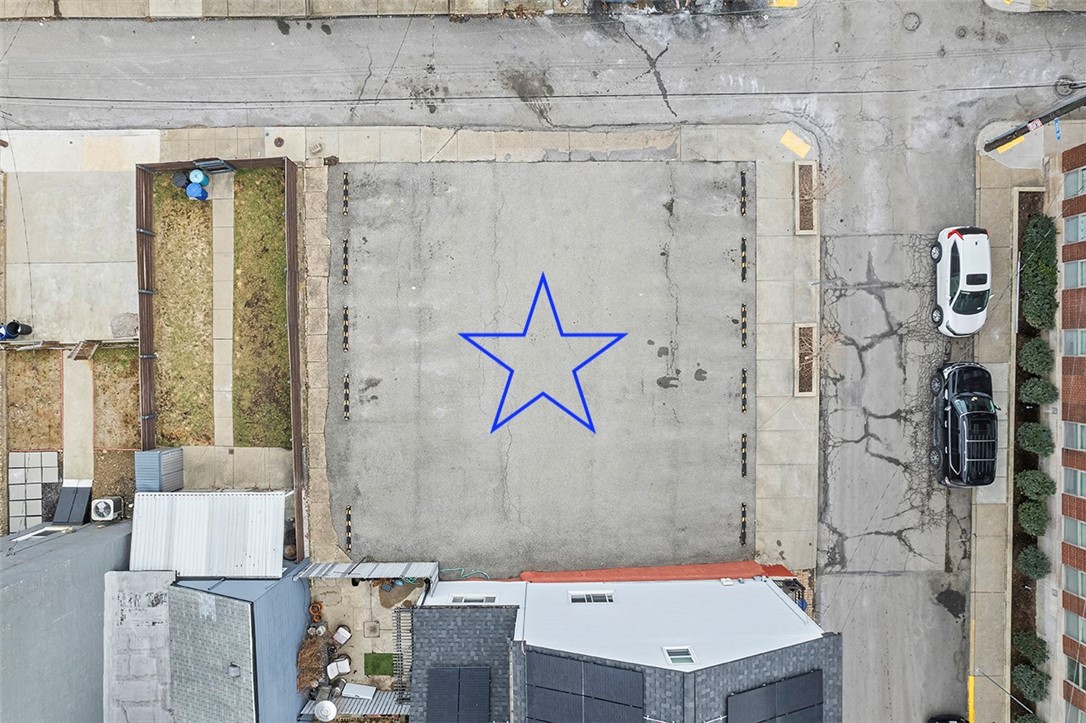 0 49th St