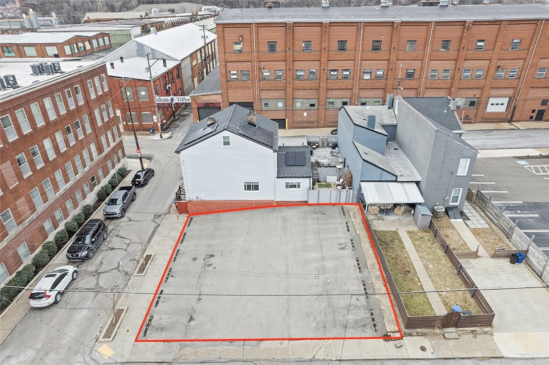 0 49th St