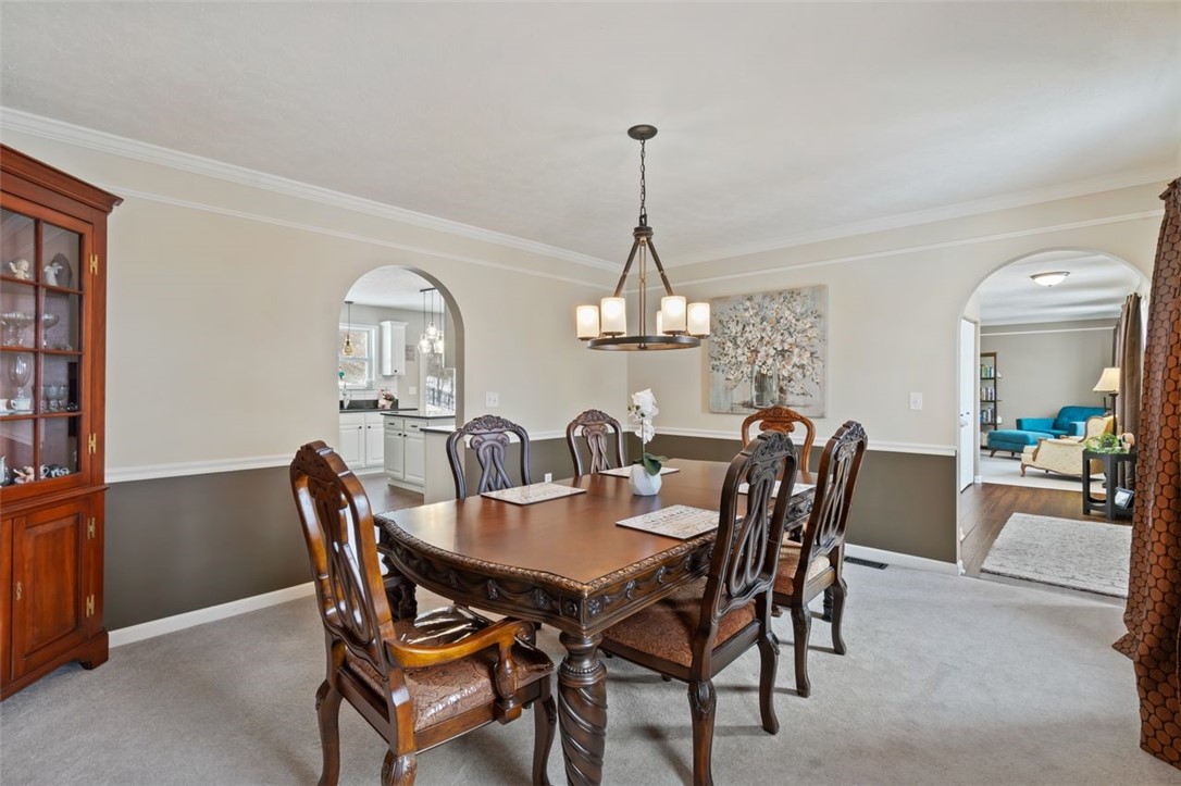 8023 Maureen Dr