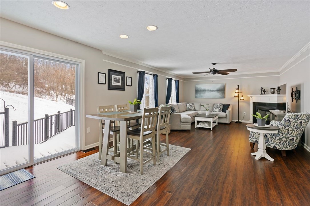 8023 Maureen Dr