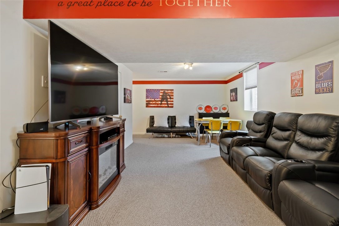 8023 Maureen Dr