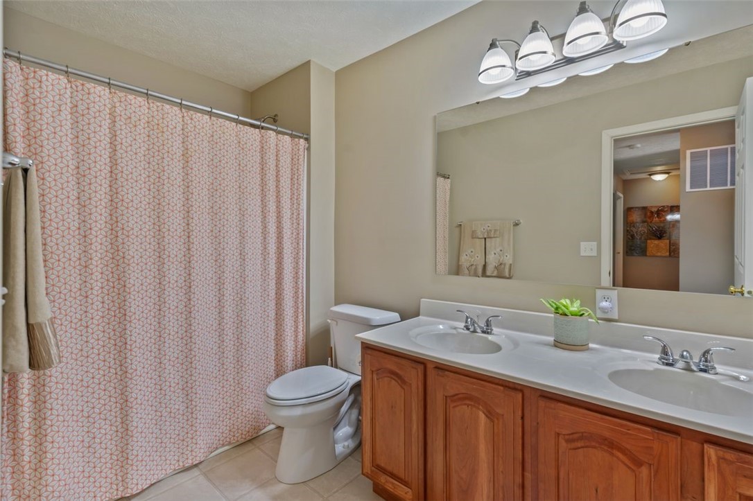 8023 Maureen Dr