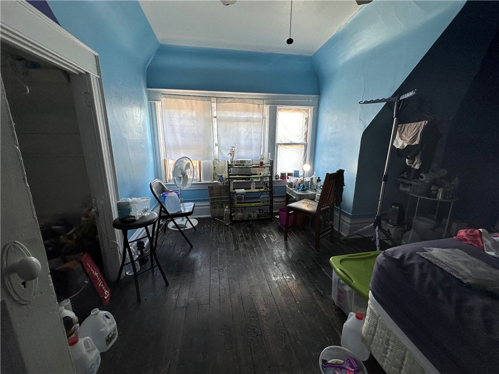 188 Kendall Ave