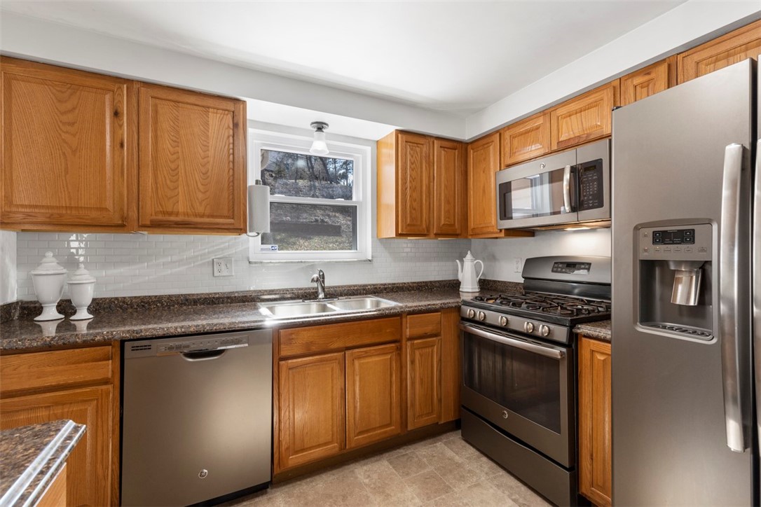 600 Sangree Road