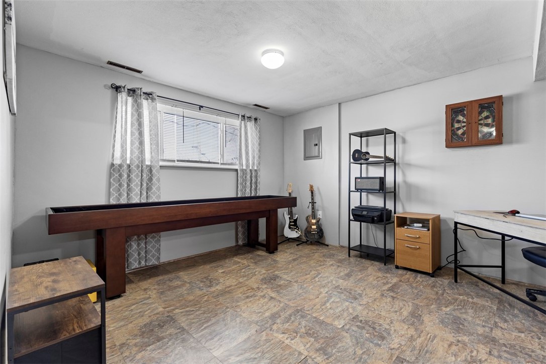 600 Sangree Road