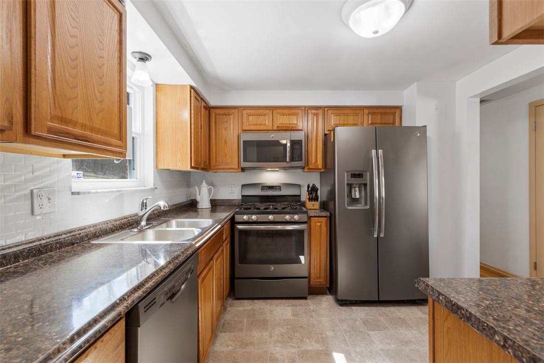 600 Sangree Road