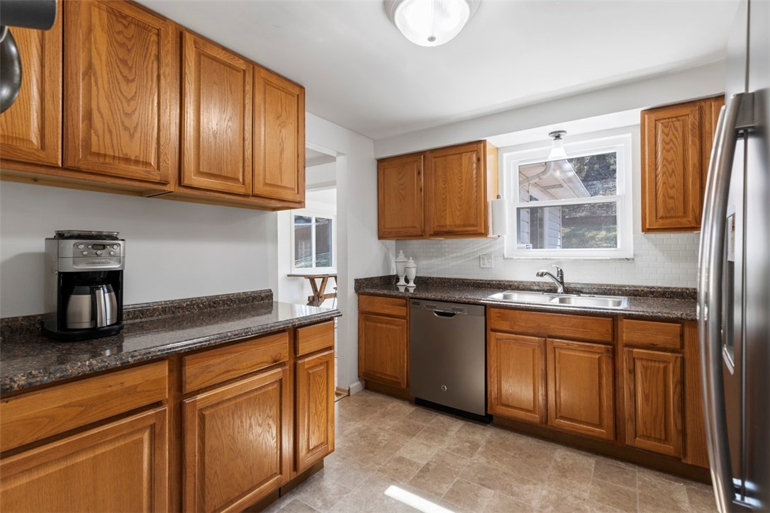600 Sangree Road