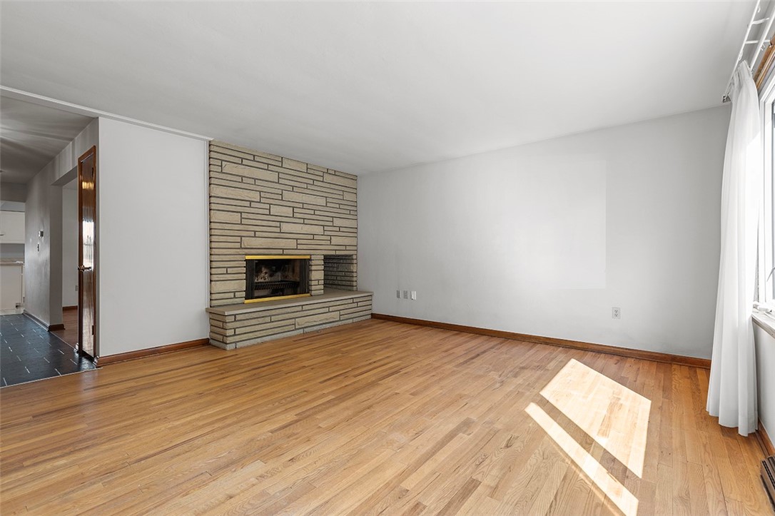 343 Glaser Ave