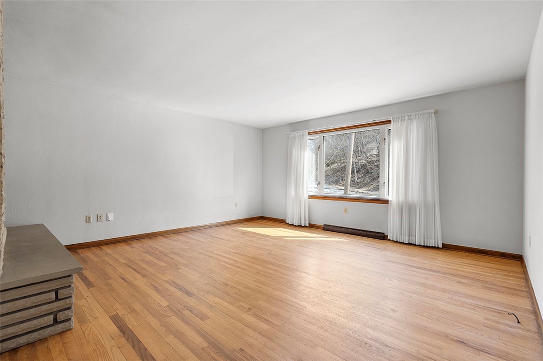 343 Glaser Ave