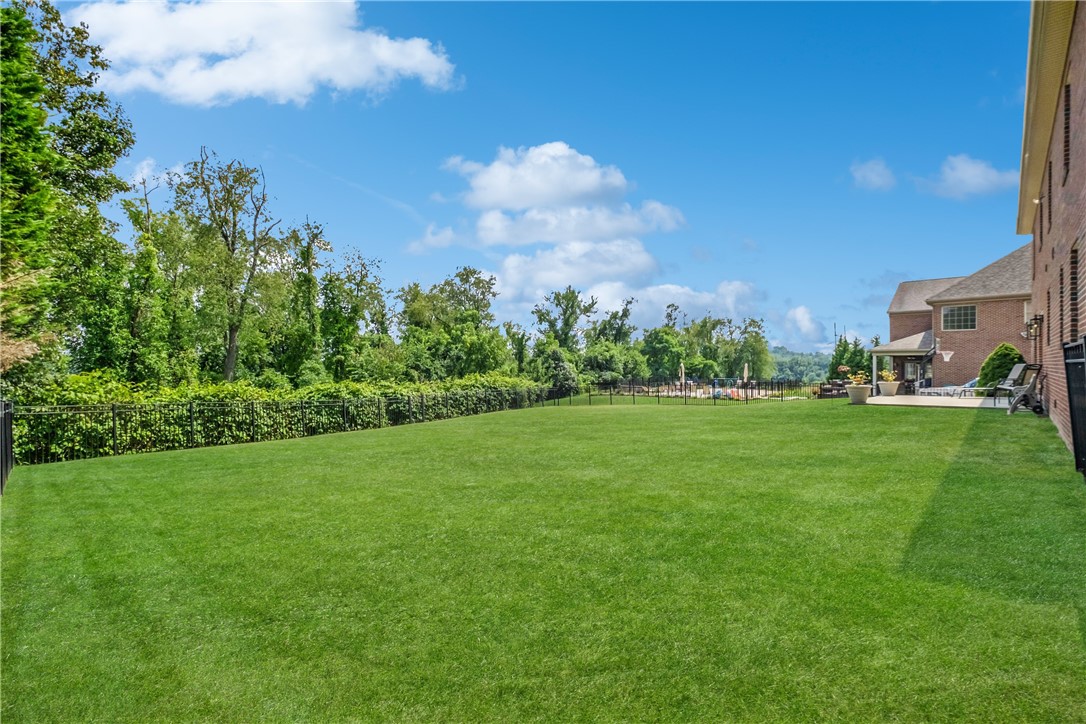 2035 Sterling Drive