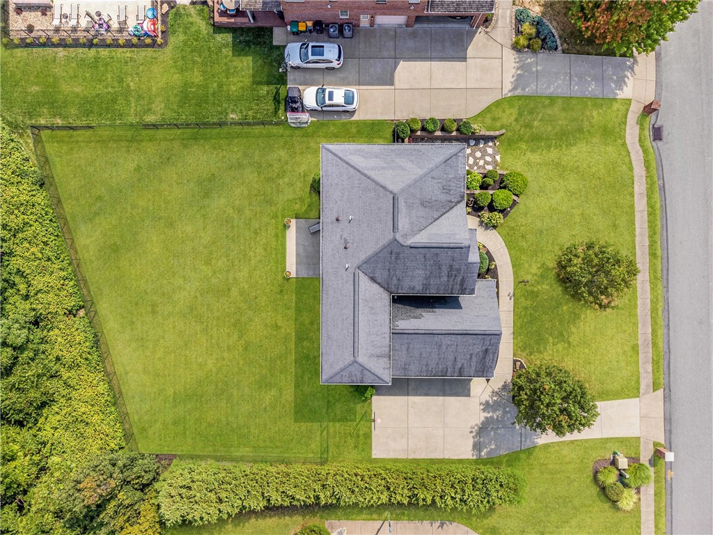 2035 Sterling Drive