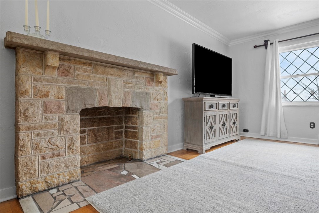 1316 Portview Cir