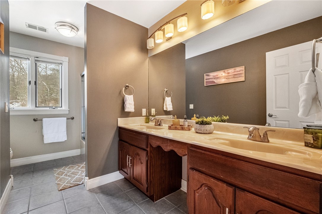 101 Thousand Oaks Dr.