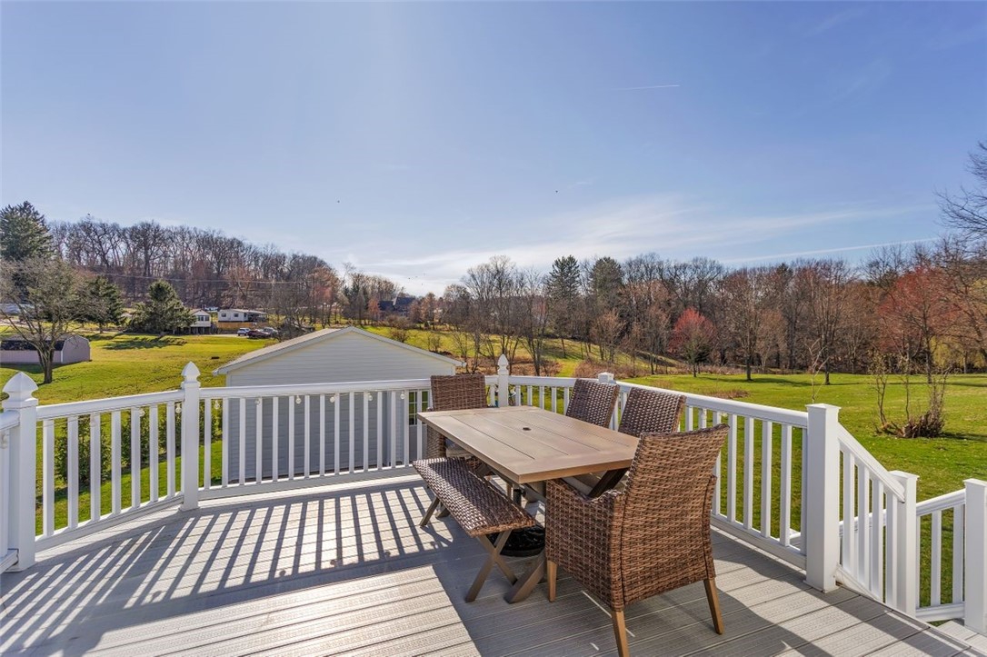 207 Lawrence Ct
