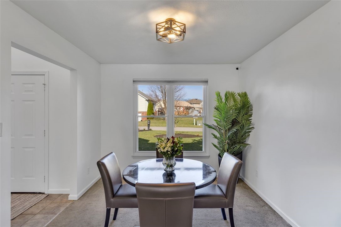 207 Lawrence Ct
