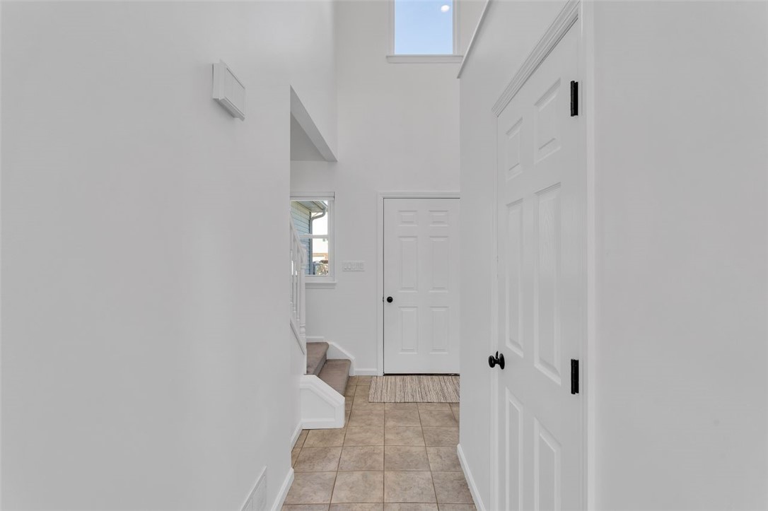 207 Lawrence Ct
