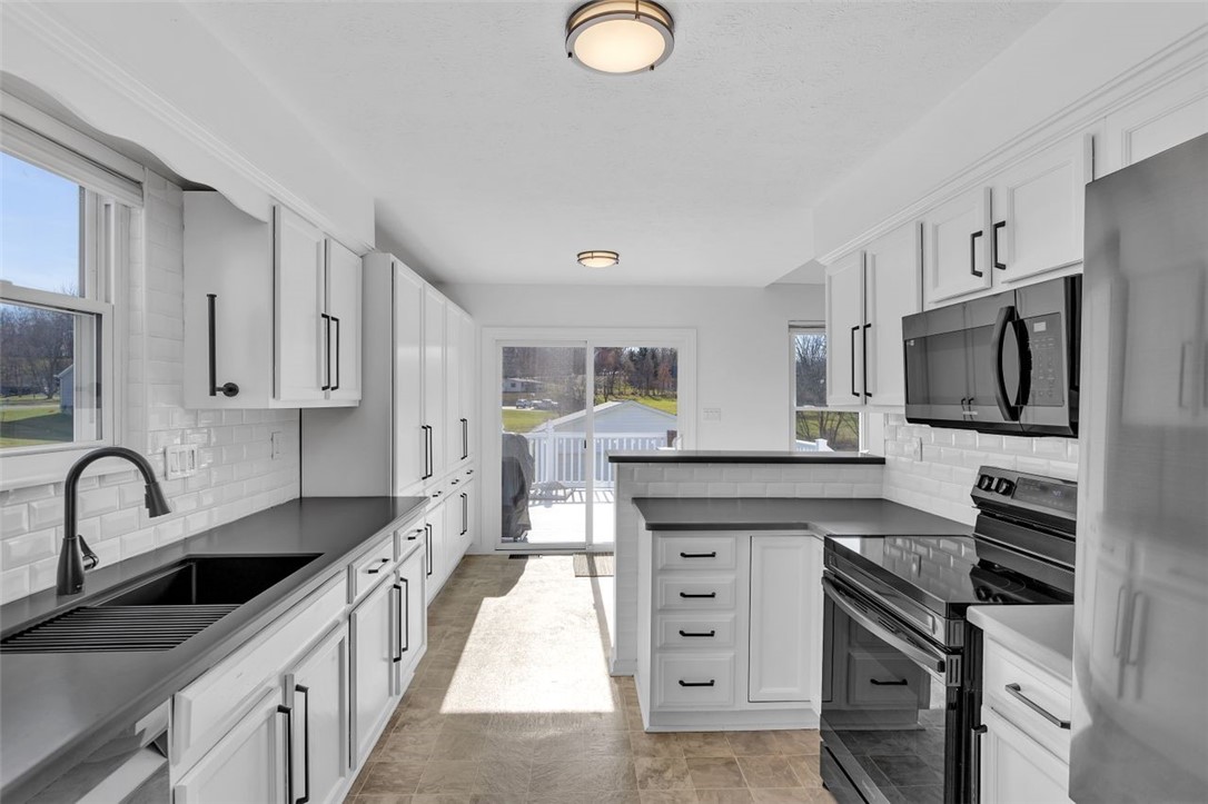 207 Lawrence Ct