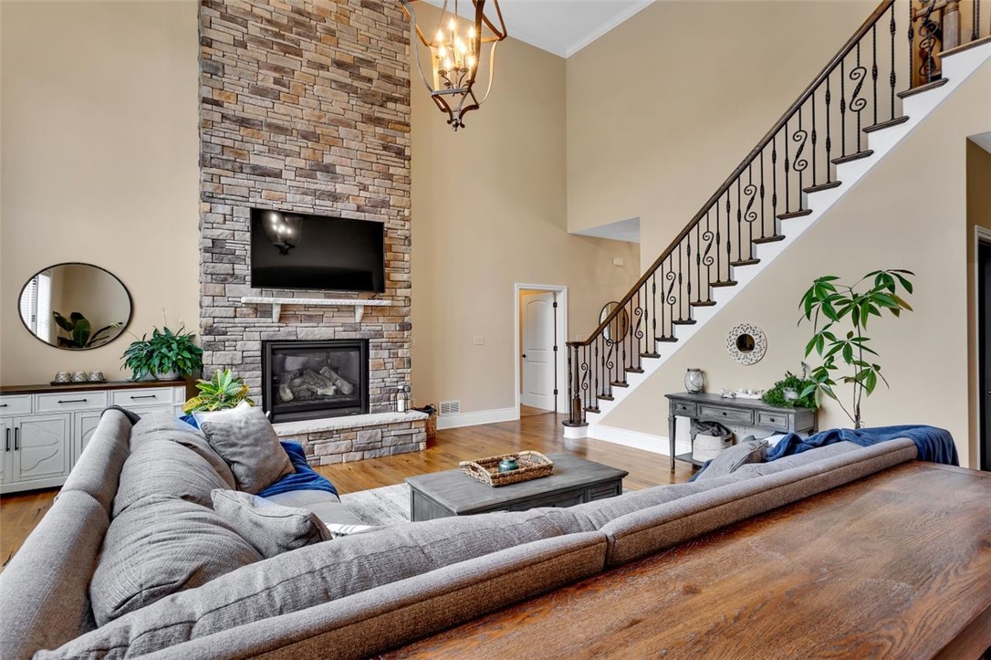 100 Walden Pond Ln