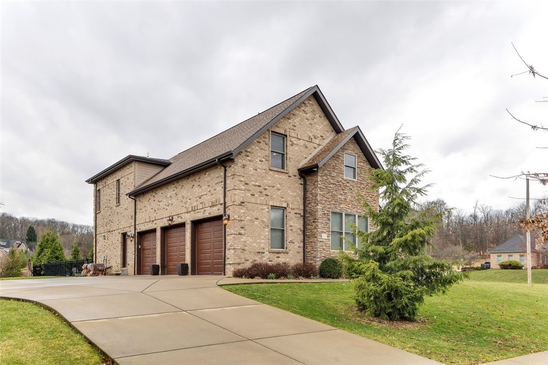 100 Walden Pond Ln
