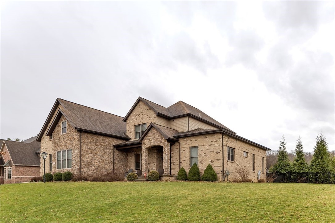 100 Walden Pond Ln