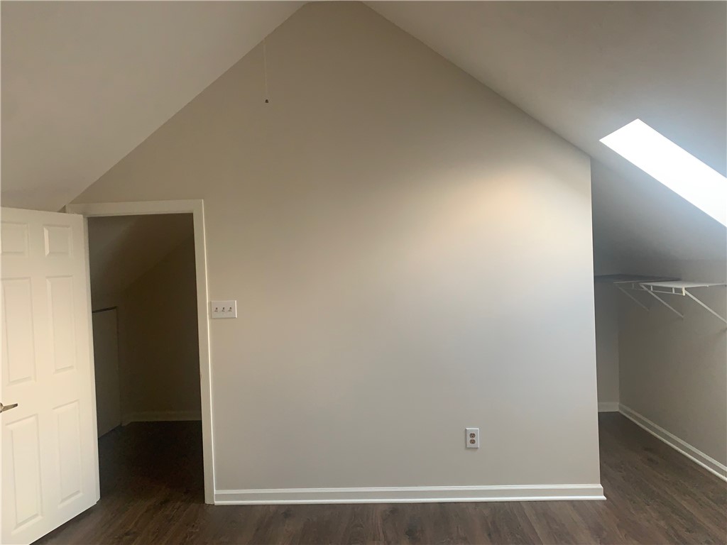 2639 Hunters Point Drive