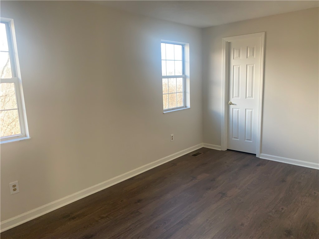 2639 Hunters Point Drive