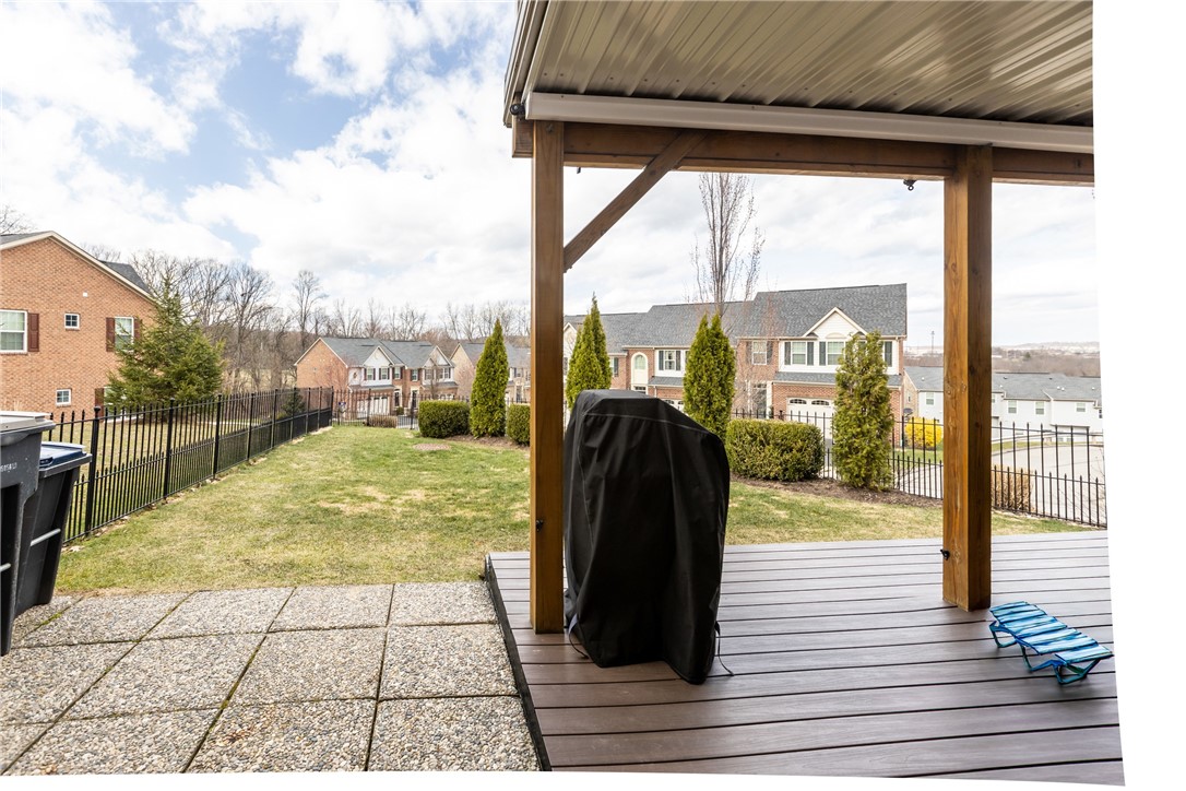 800 Whitney Dr