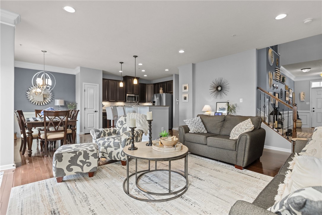 800 Whitney Dr