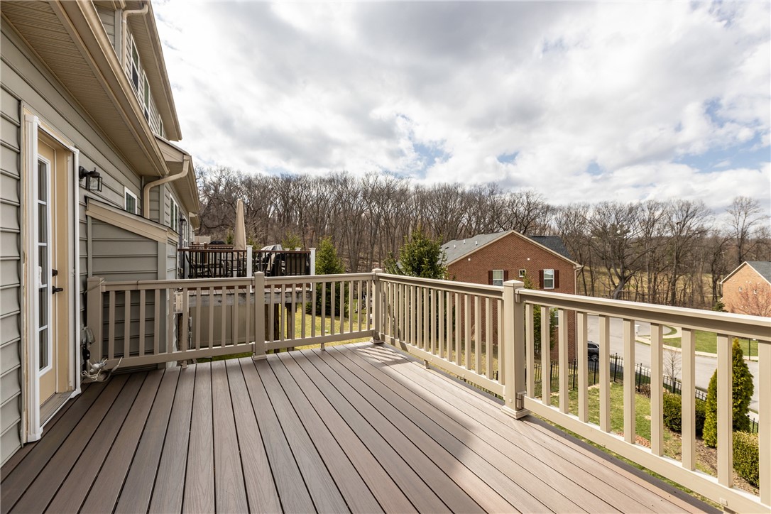 800 Whitney Dr