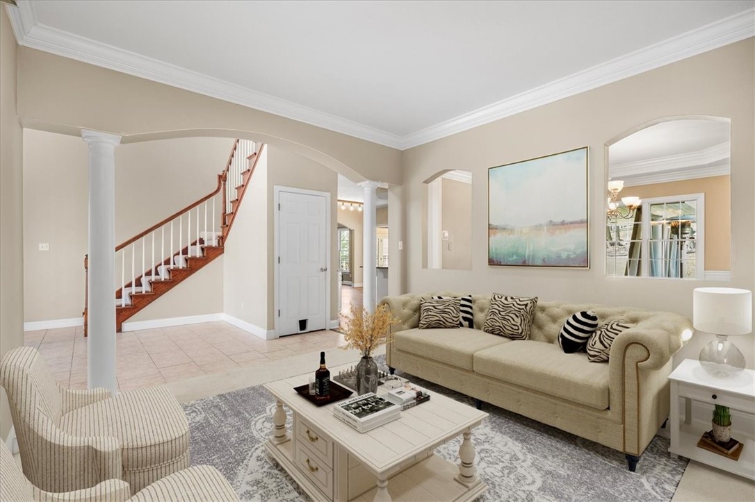 156 Oakview Dr