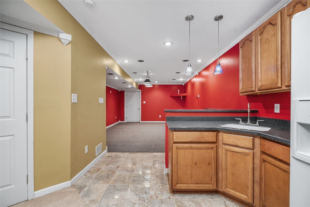 156 Oakview Dr