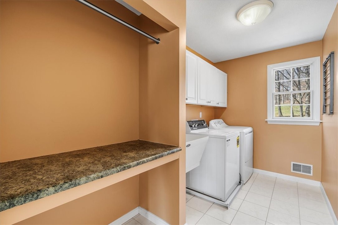 156 Oakview Dr