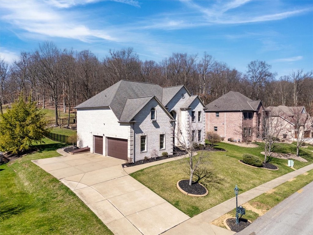 156 Oakview Dr