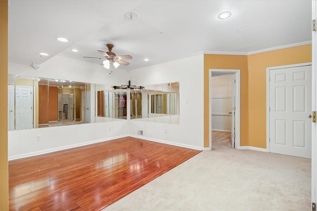 156 Oakview Dr
