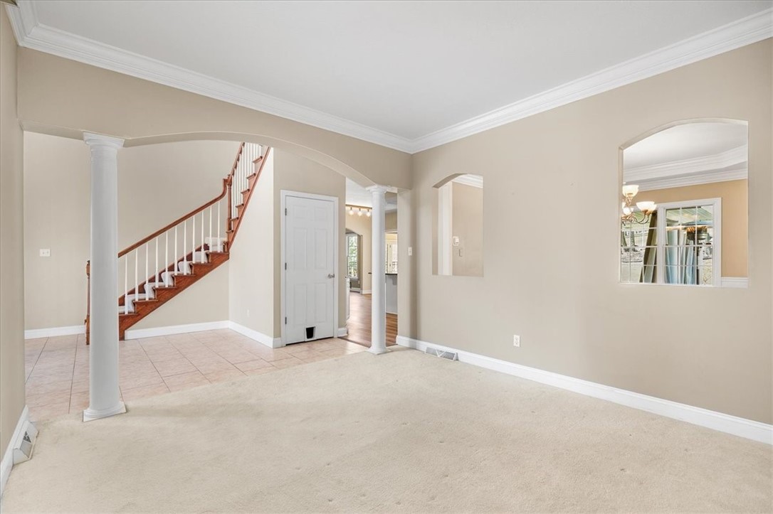 156 Oakview Dr