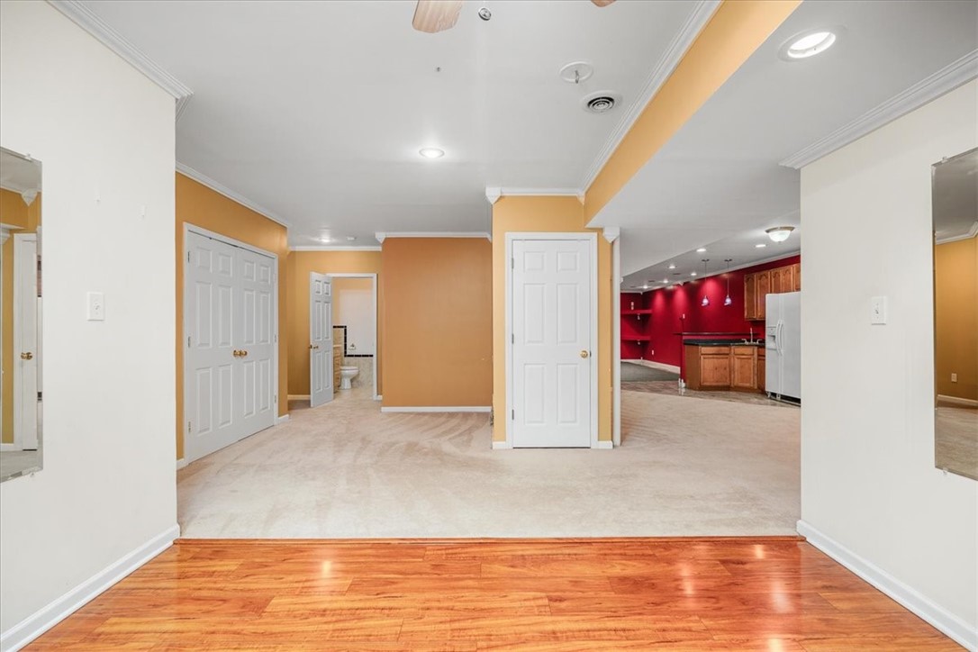 156 Oakview Dr