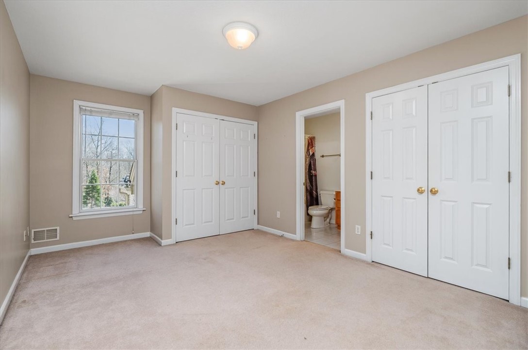 156 Oakview Dr