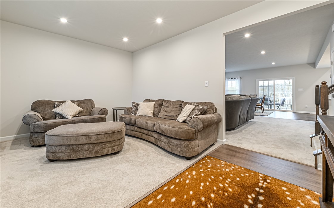 549 Blackrock Blvd